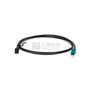 MATE-AX Four Port Female to Dual Female Connector with Cable