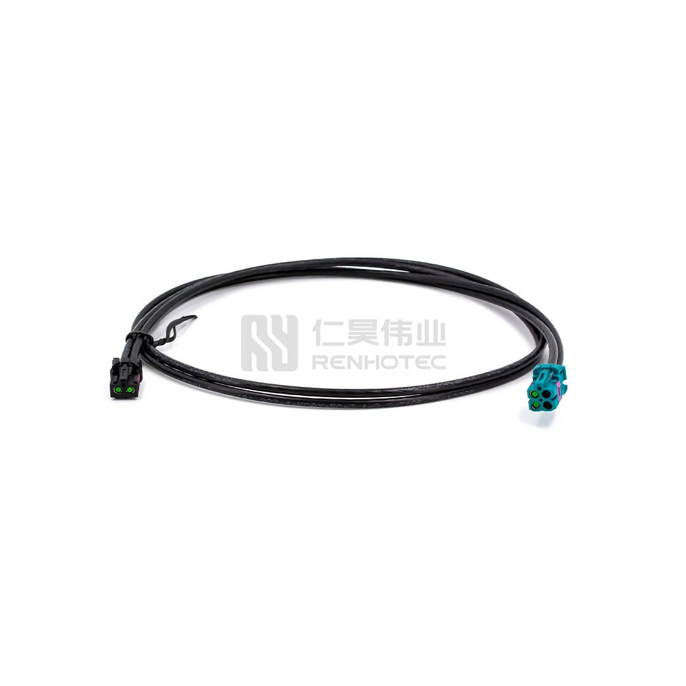 MATE-AX Four Port Female to Dual Female Connector with Cable