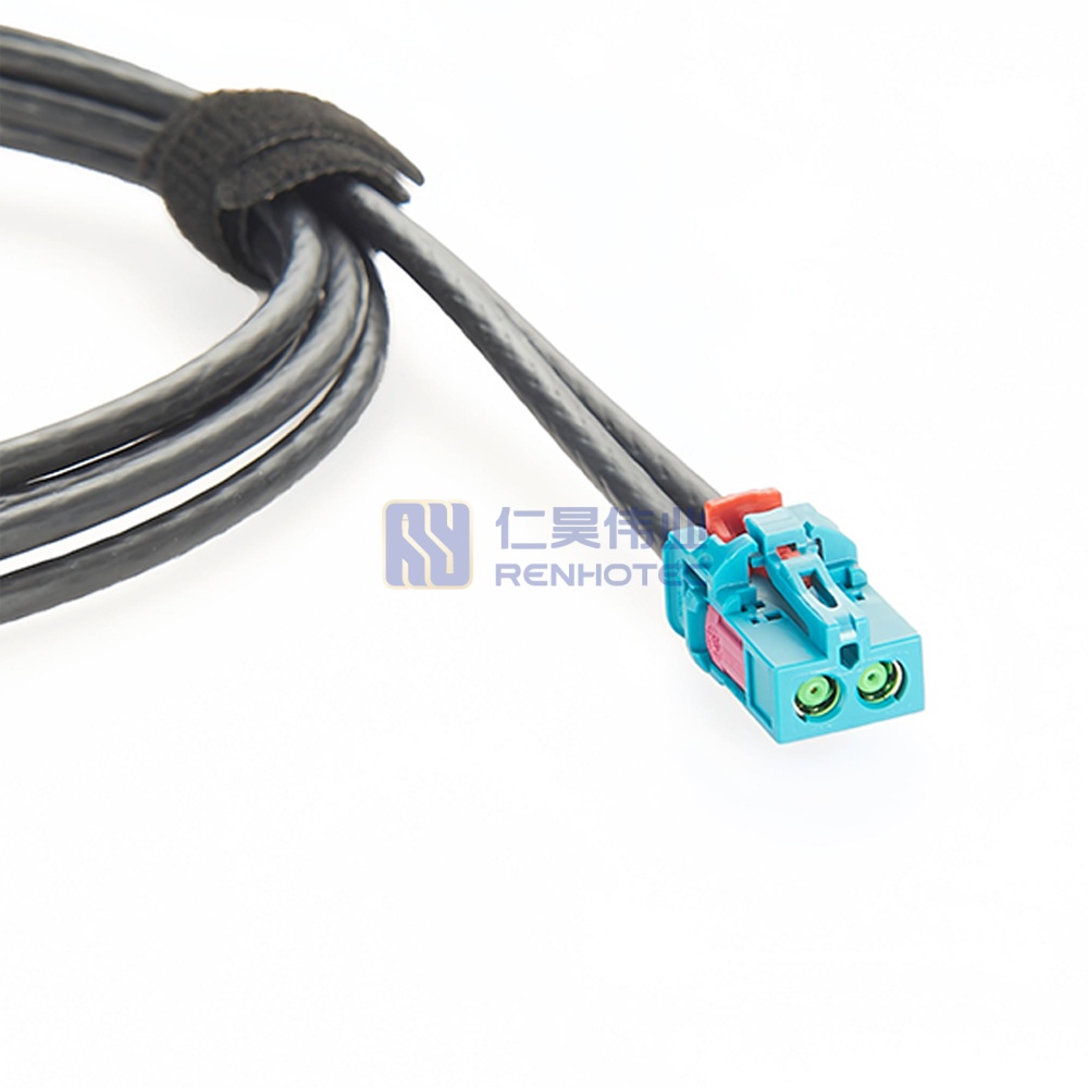 2 in 1 MATE-AX to Dual FAKRA Cable - RHT-605-20807 - Image 4
