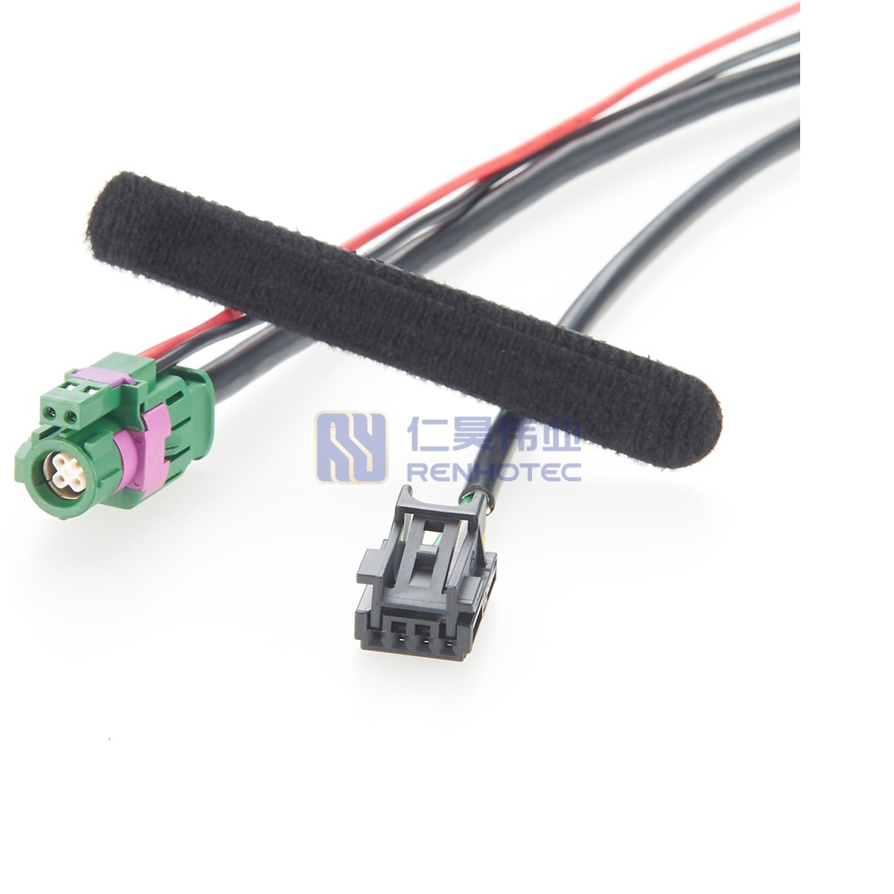 CarPlay Wiring Harness for Volkswagen Golf 7, Touran L, Sportsvan, Tiguan L - RHT-605-20868 - Image 4