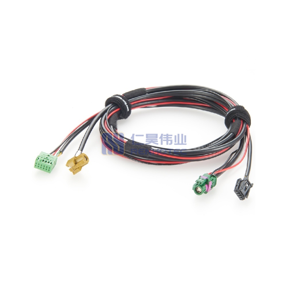 CarPlay Wiring Harness for Volkswagen Golf 7, Touran L, Sportsvan, Tiguan L - RHT-605-20868
