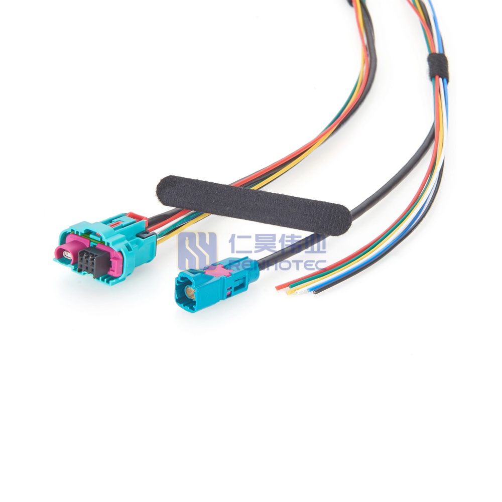 Waterproof H-MTD Female to Male 10 Gigabit Automotive Ethernet Cable - RHT-605-20881 - Image 4