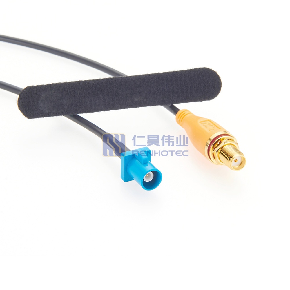 FAKRA Male to SMA Bulkhead Mount with Cable RG174 - RHT-605-20911 - Image 4